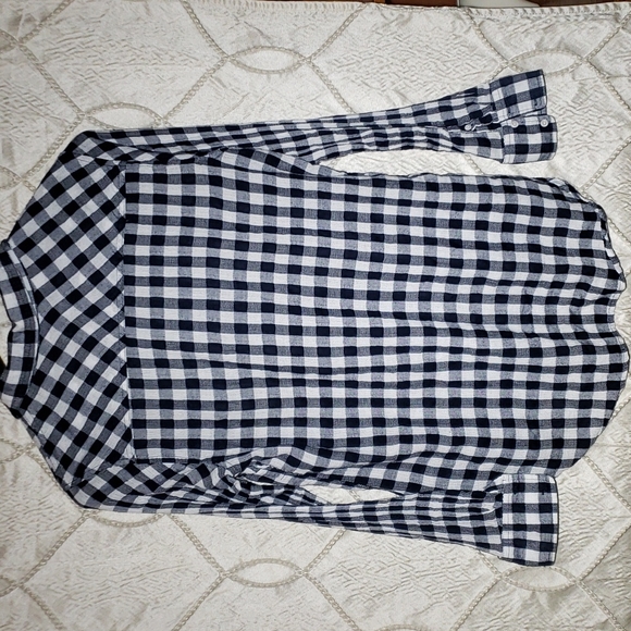 Gingham,women's blue and white button down shirt,size large. - Picture 3 of 8